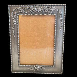 Vintage Burnes of Boston Silver-Plated Floral Photo Frame Album 6" by 4"